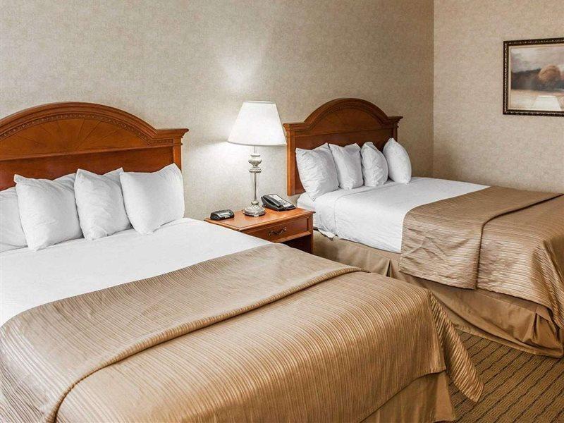 Quality Inn Castleton Kültér fotó