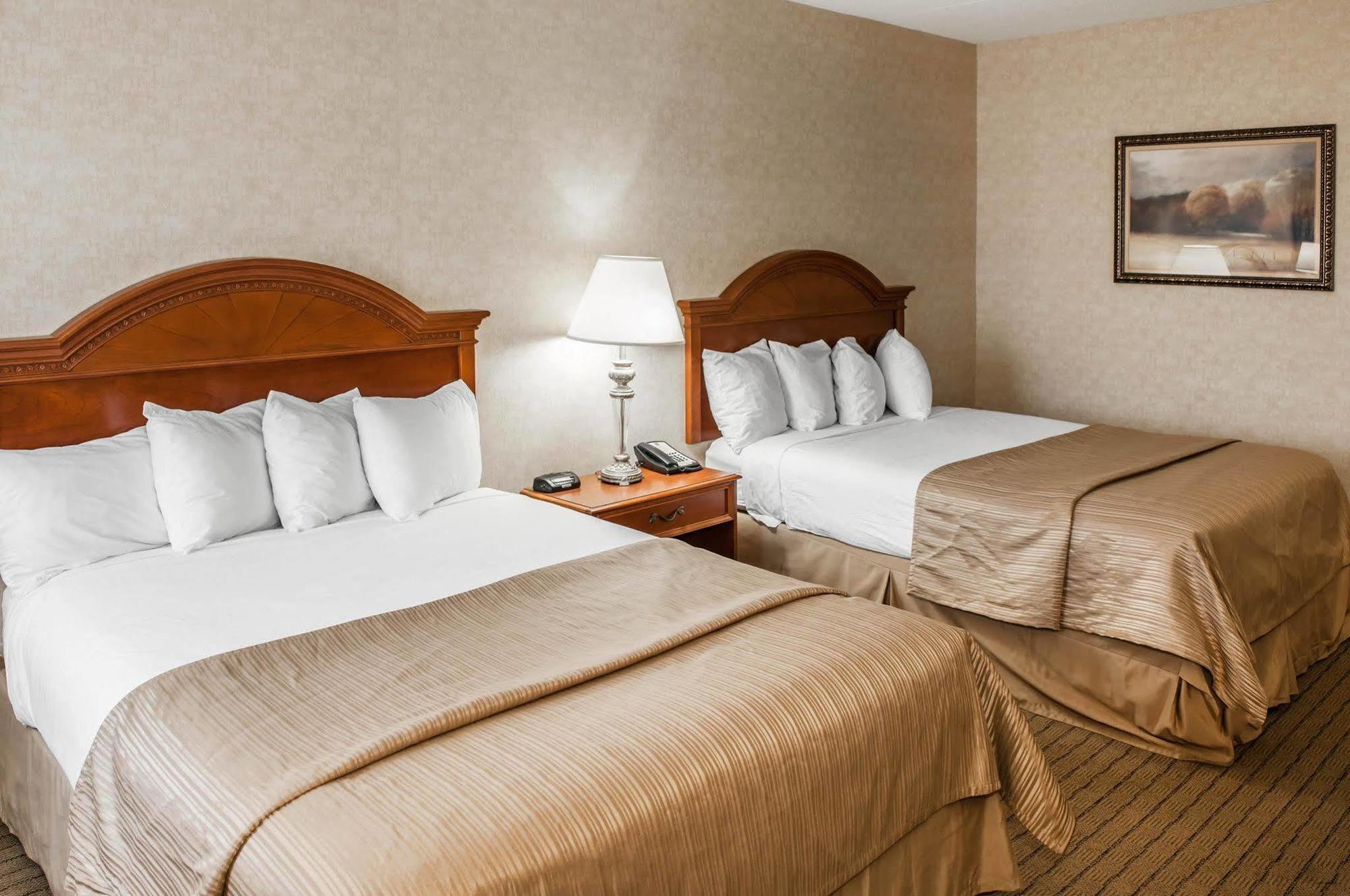 Quality Inn Castleton Kültér fotó
