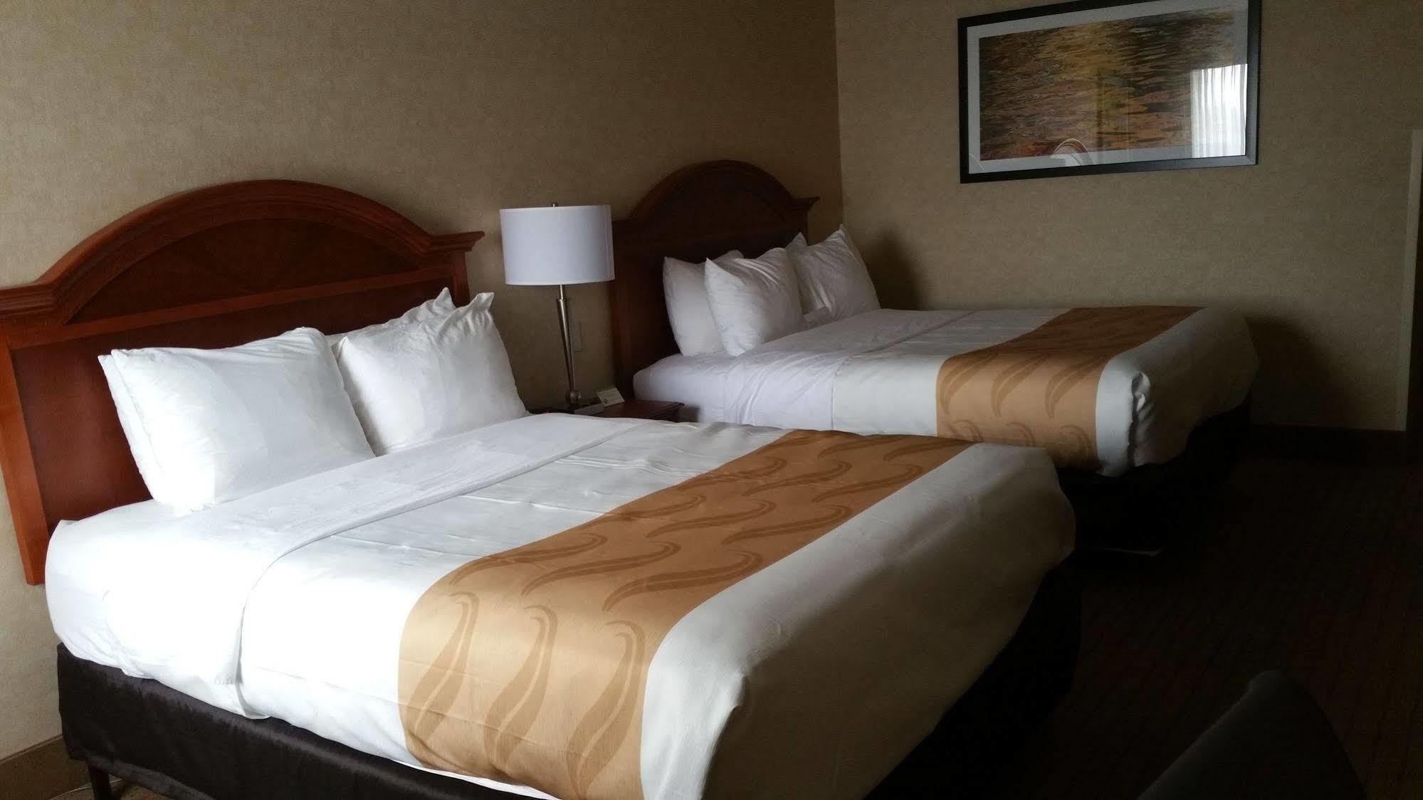 Quality Inn Castleton Kültér fotó